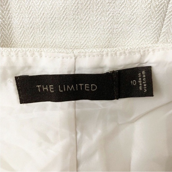 Limited Women’s Classic Cream Sheath Dress - Picture 4 of 4